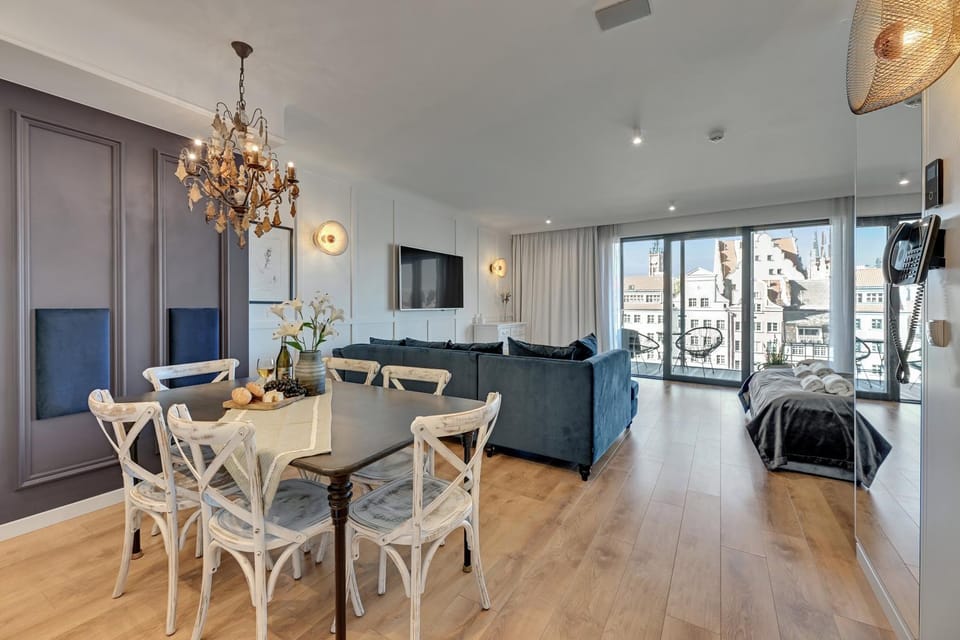 Kitchen or kitchenette, Living room, Seating area, Dining area, stove