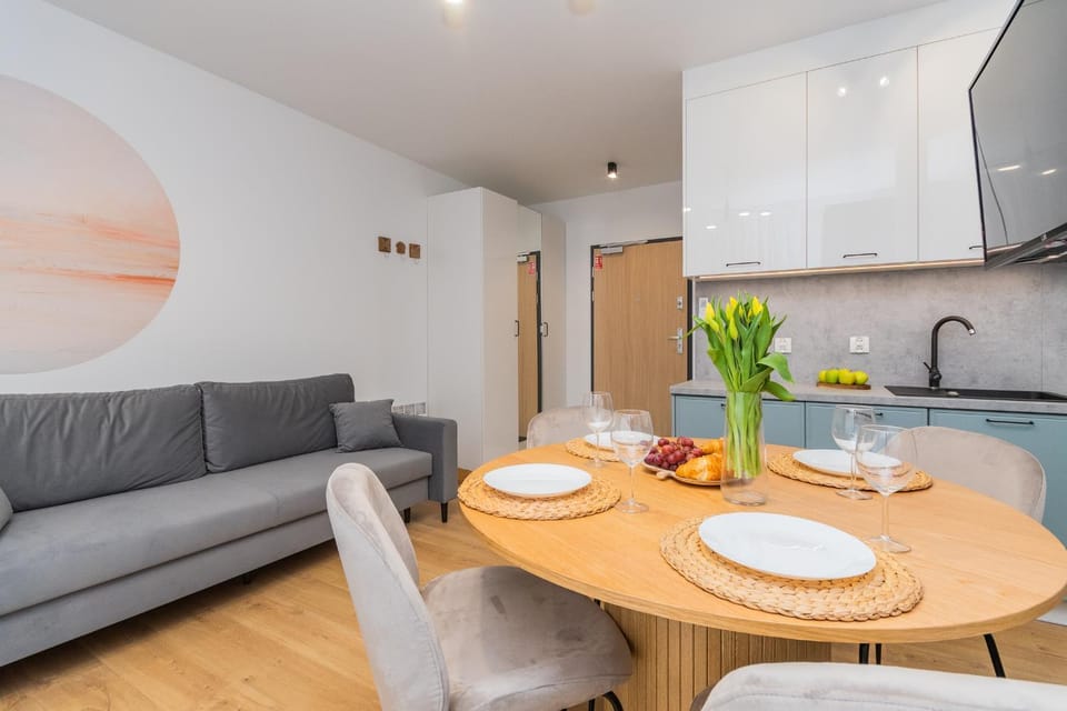 Kitchen or kitchenette, Seating area, pet friendly, stove