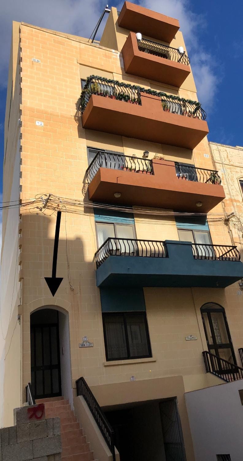 Property building, Facade/entrance