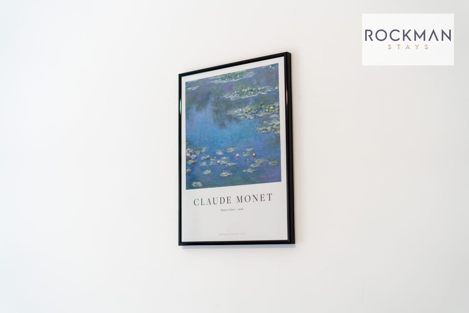Twelve Cromwell House - Free Parking - 3 Bedrooms - Perfect for long term - by Rockman Residences Apartment in Grays