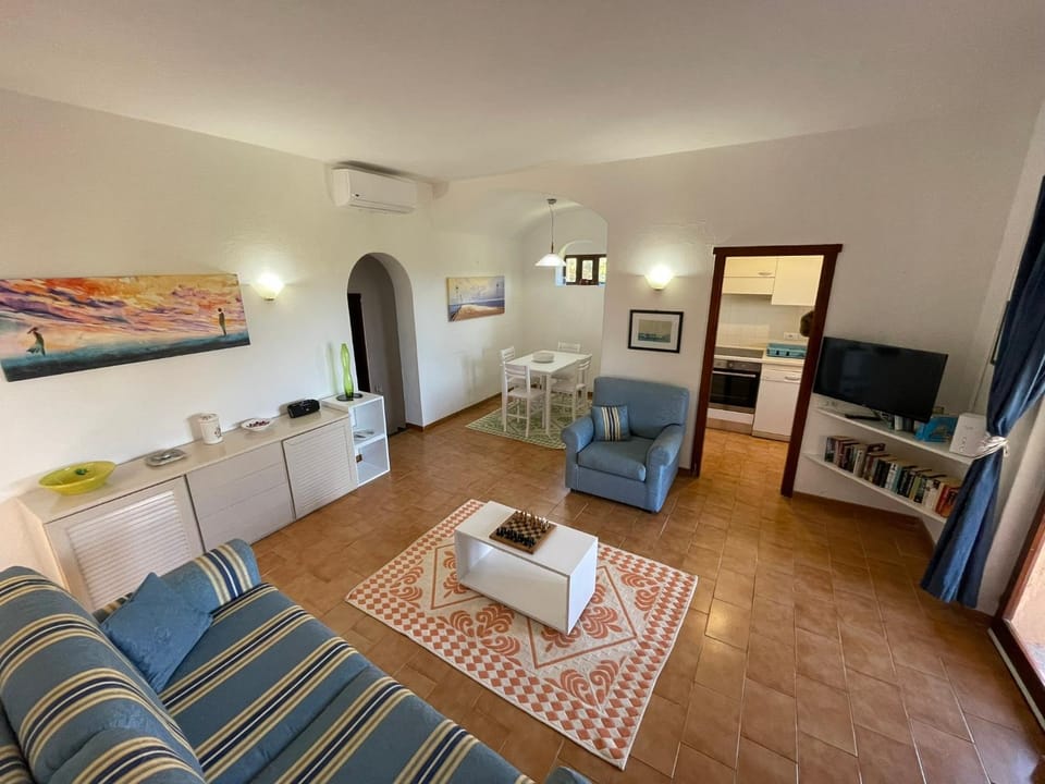 TV and multimedia, Living room, Photo of the whole room, Seating area