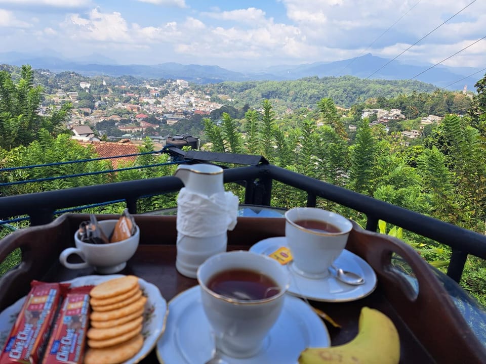 Namadi heights Bungalow Bed and Breakfast in Kandy