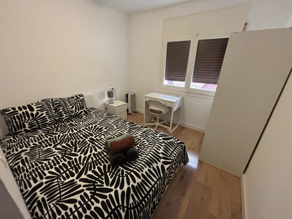 Bedroom, wardrobe