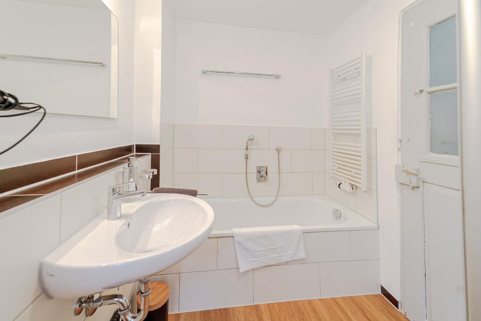 Shower, Bathroom, Bath