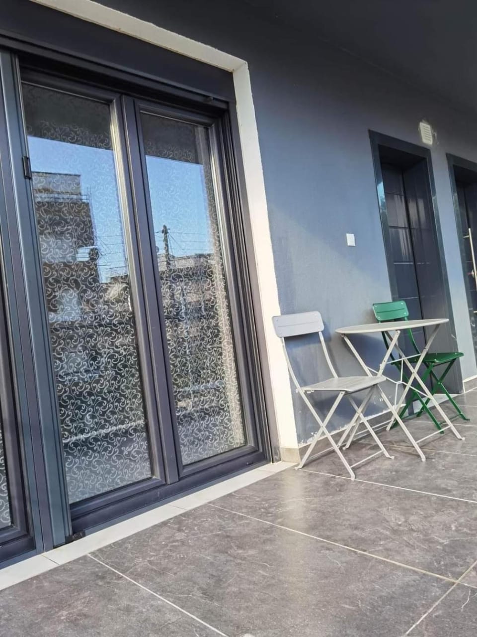 Balcony/Terrace, sunbed