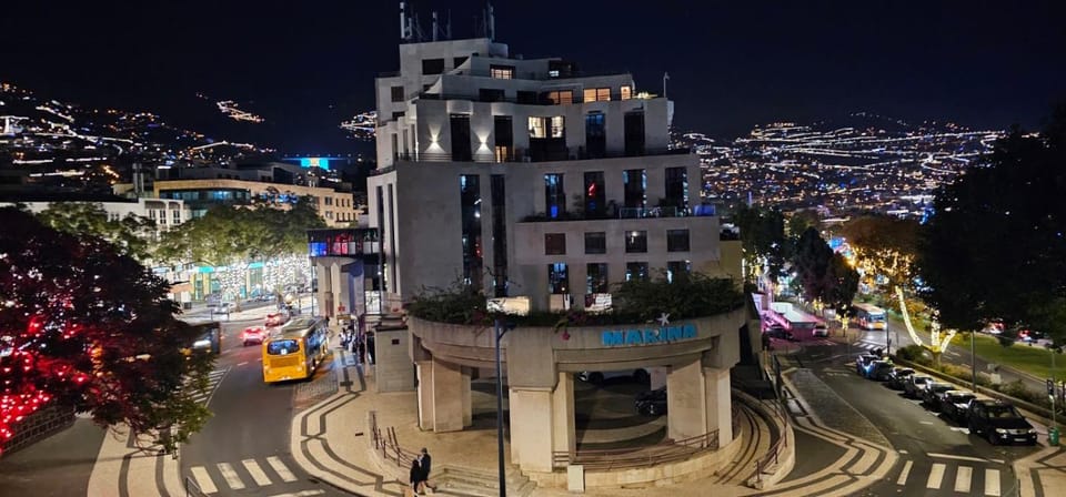 Center Marina view Silver Studio Apartment in Funchal