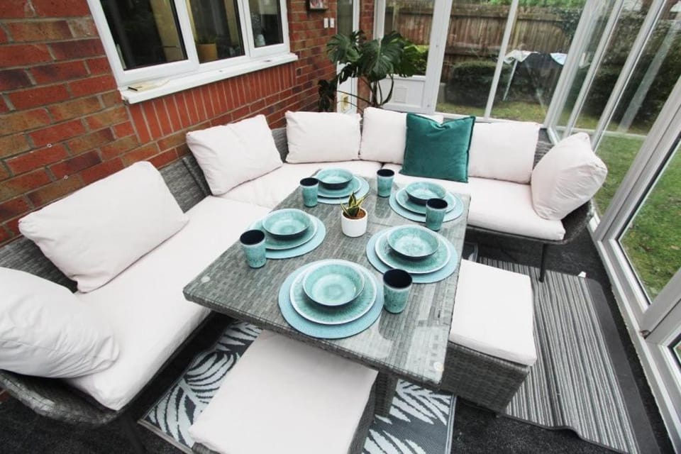 Balcony/Terrace, Seating area, Dining area