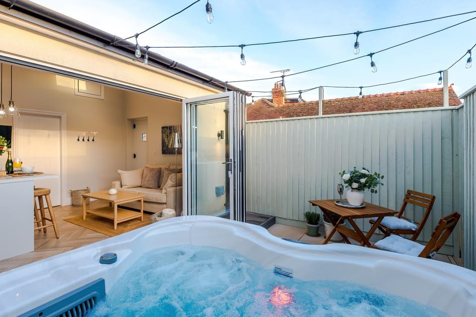 Hot Tub, Balcony/Terrace