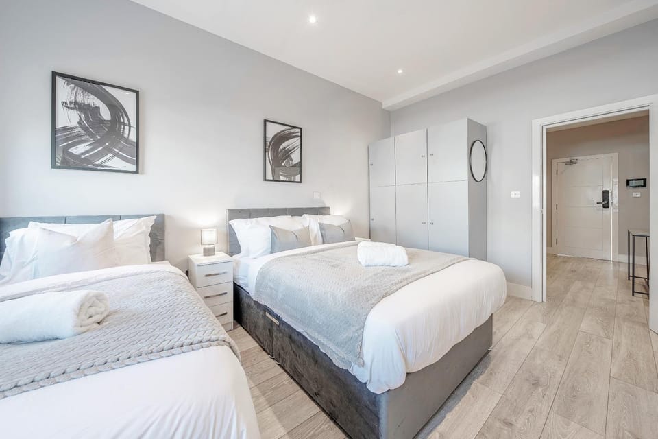 Avenir Heights by MCF Apartment in London Borough of Croydon