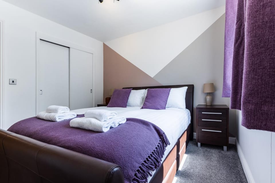 Bed, Bedroom, cot, flat iron, wardrobe, air conditioner