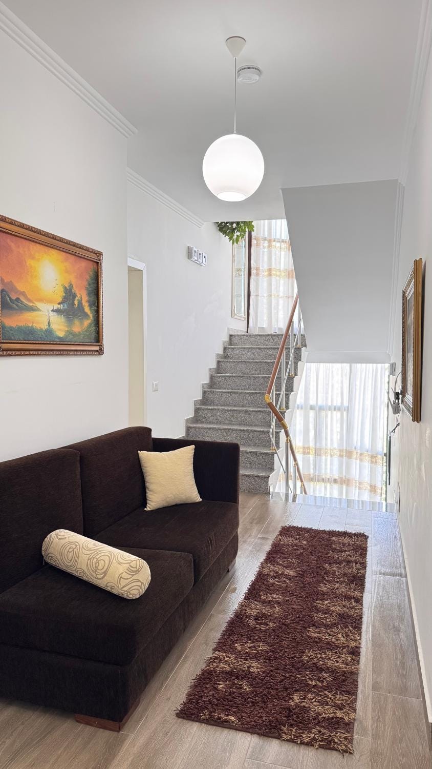Property building, Seating area