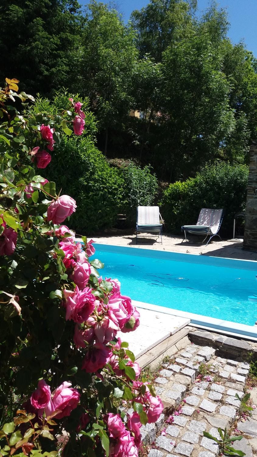 Le Mas de l'Affenadou - Chambres et Table d'hôtes Bed and Breakfast in Occitanie