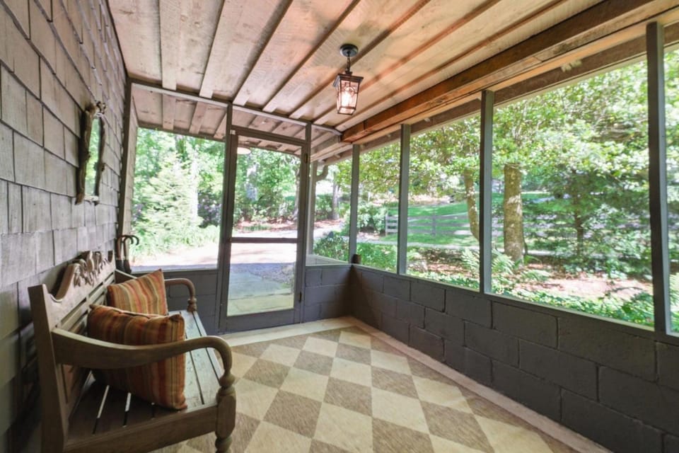 The Hideaway House in Highlands
