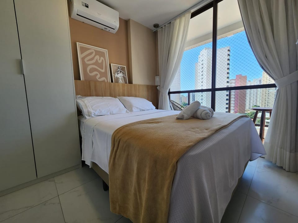 Bed, Bedroom, air conditioner
