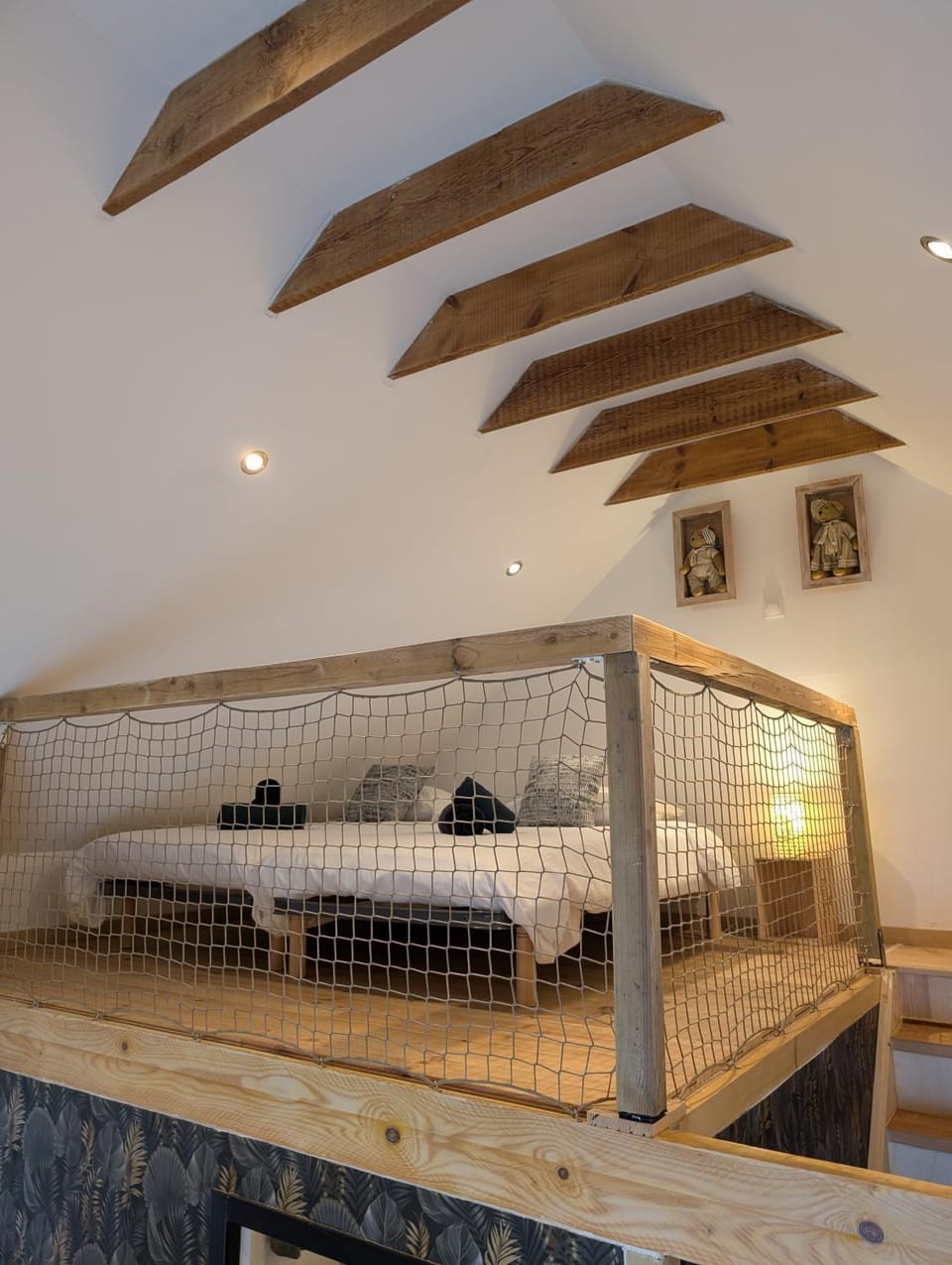 Bed, children
