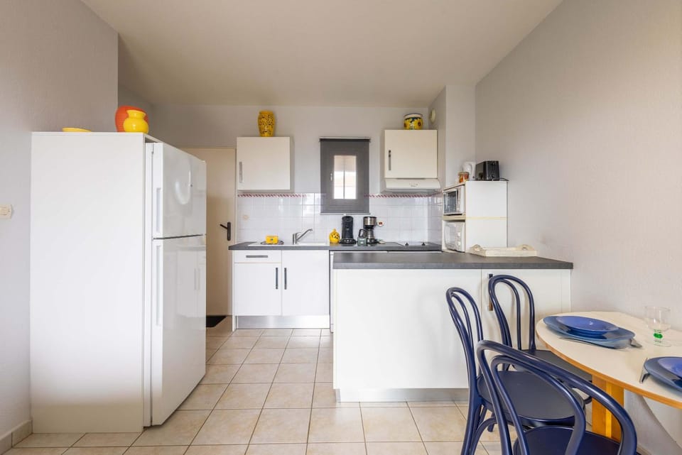 Evasion Valras Appartement Cosy avec Piscine Apartment in Occitanie