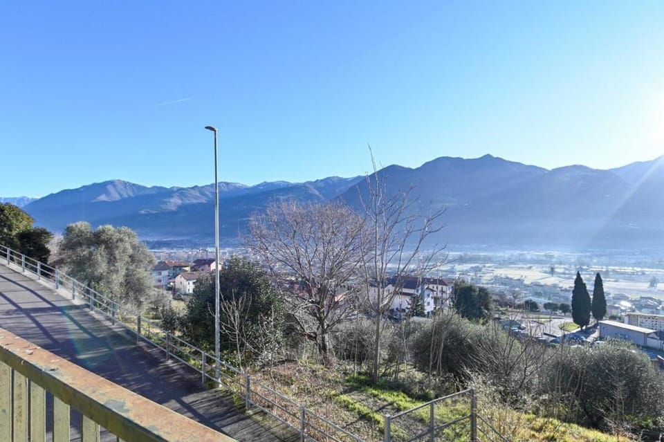 Day, Mountain view, Sea view