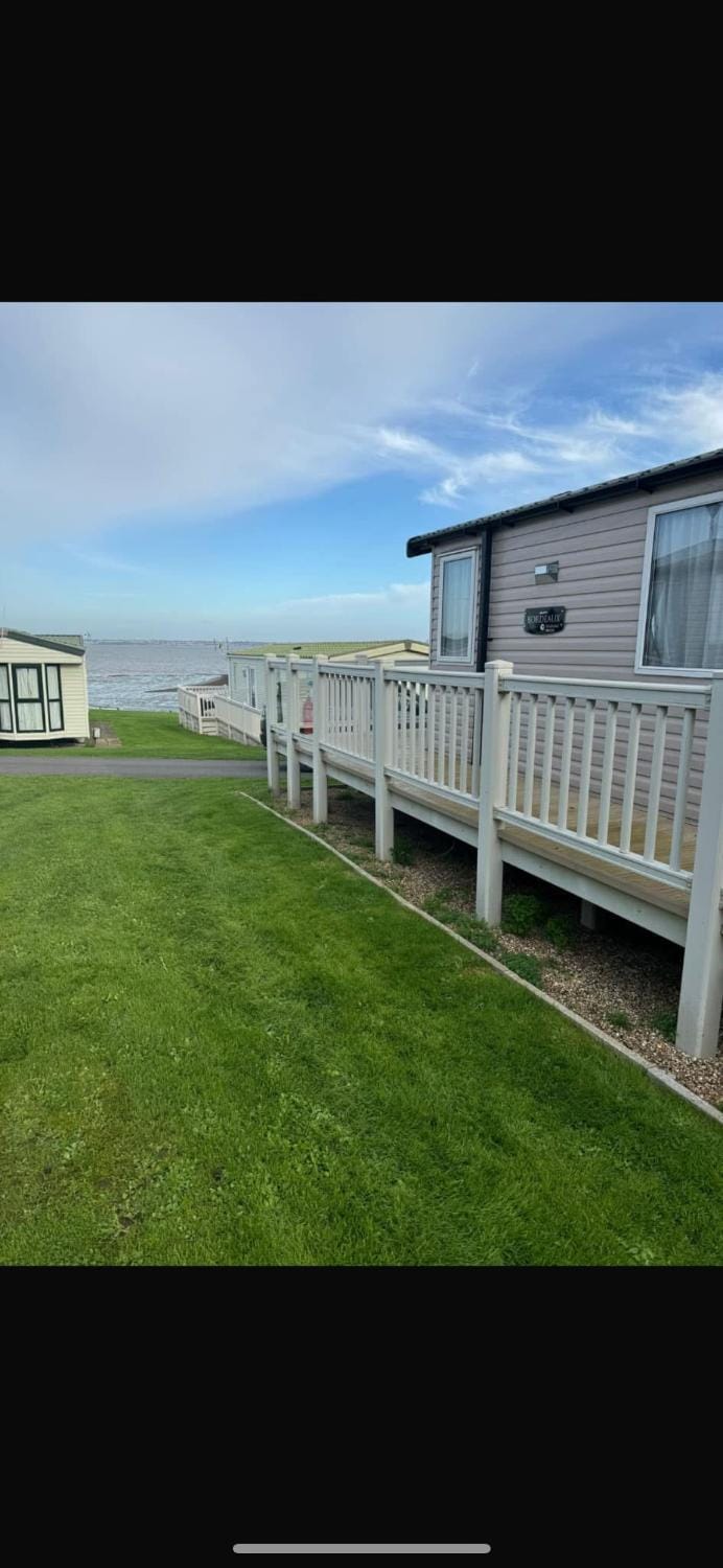 Waterfront Kent coast Campground/ 
RV Resort in Allhallows