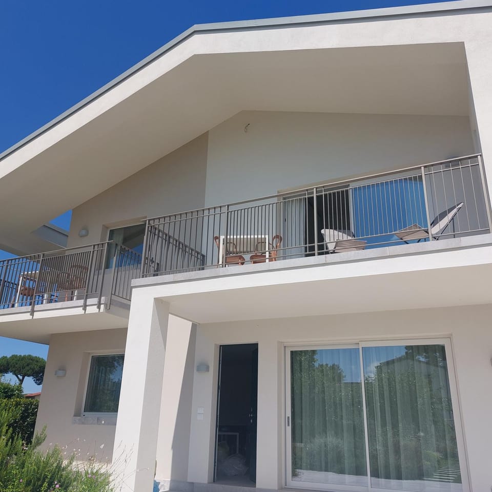 Slowersilia Bed and Breakfast Bed and Breakfast in Emilia-Romagna