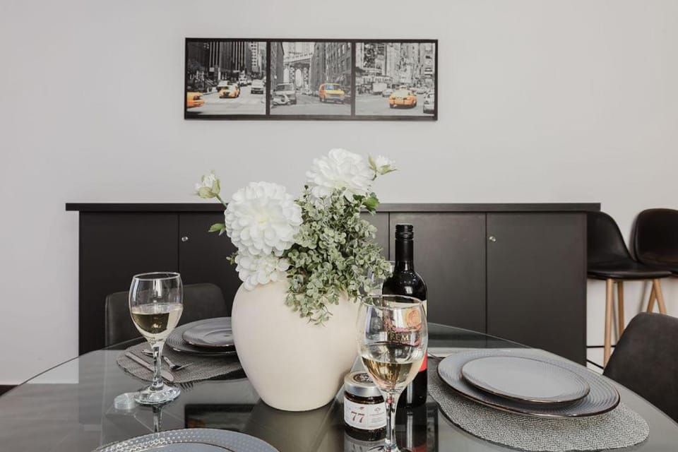 Lovely Penthouse in ST Paul's by Homely Apartment in Saint Paul's Bay