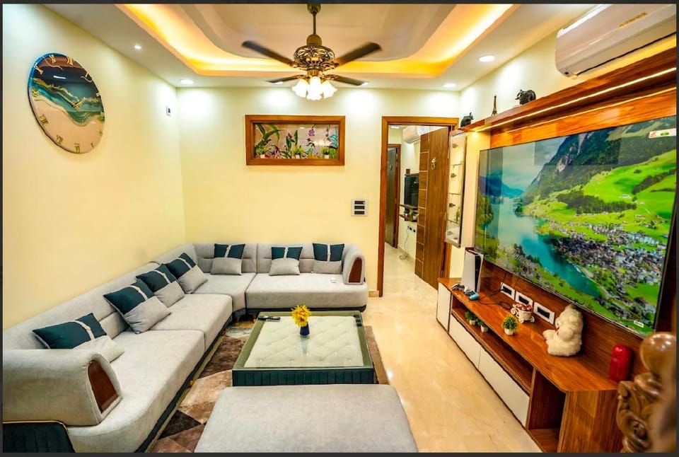 Host My Journey Luxury Homes Villa in New Delhi