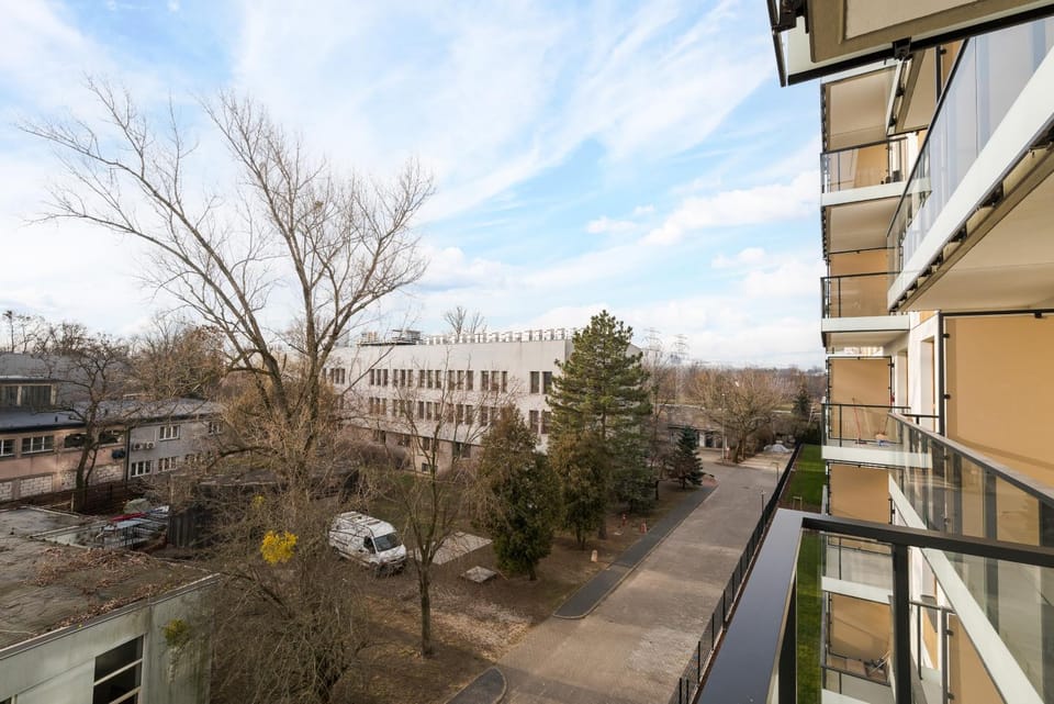 Property building, View (from property/room), City view