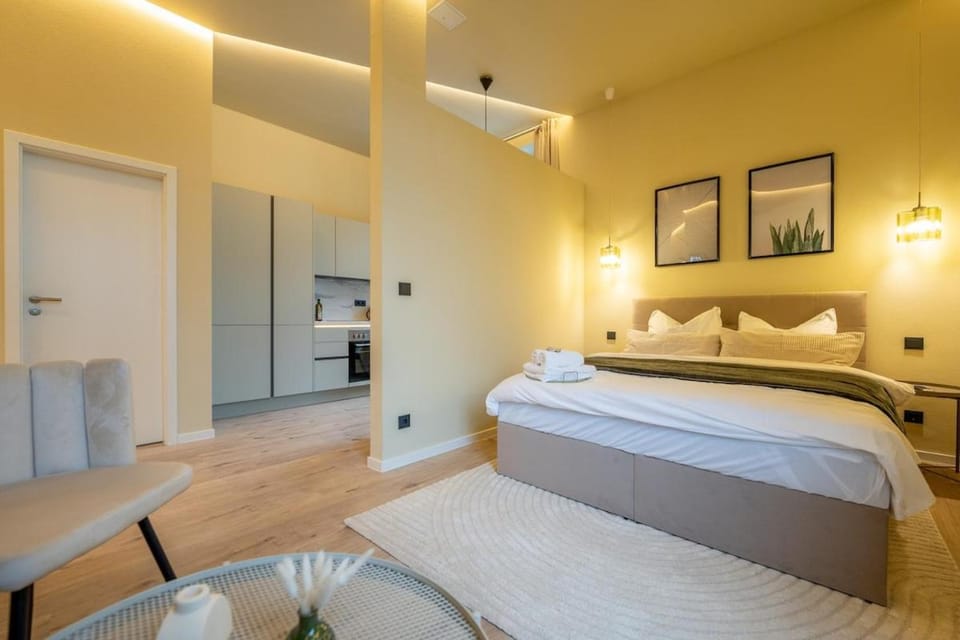 Photo of the whole room, Bedroom