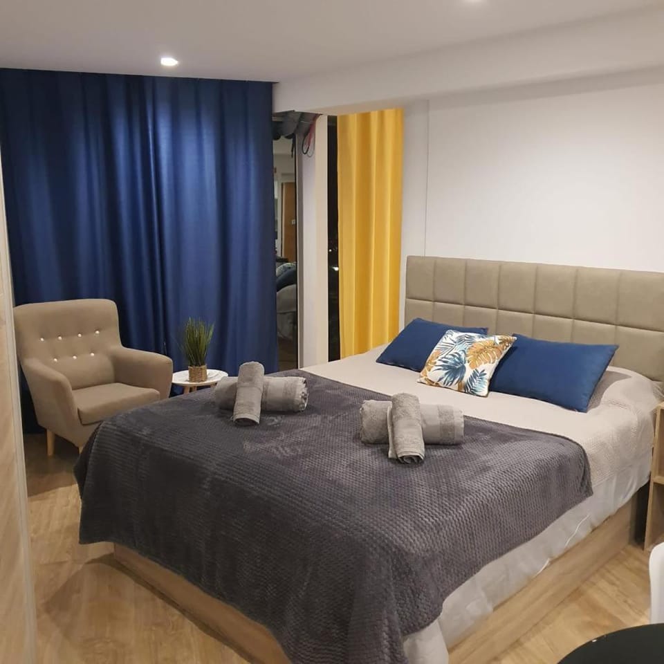 Center Marina view Purple Studio Apartment in Funchal