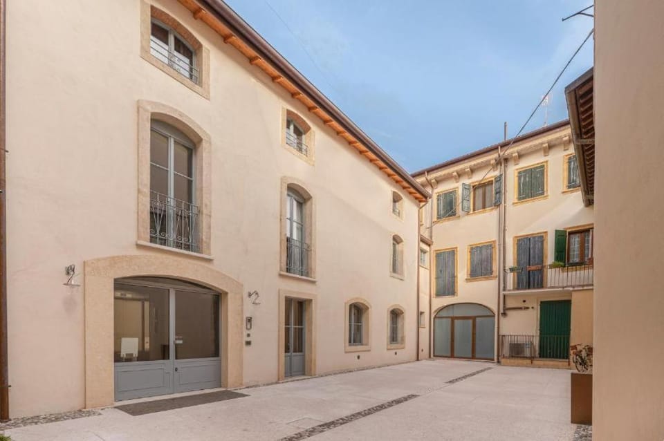 Property building, Inner courtyard view