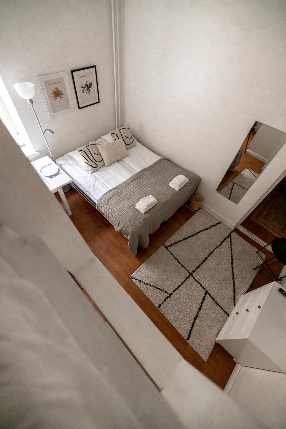 Photo of the whole room