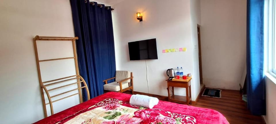 Rv Home Stay Bed and Breakfast in Nuwara Eliya