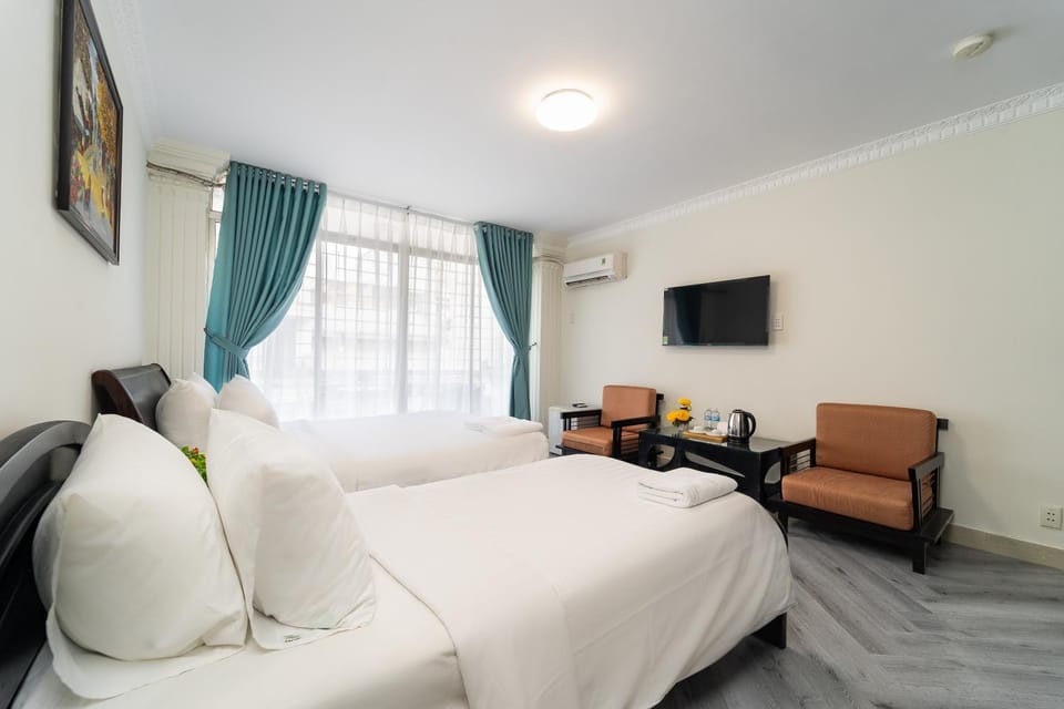 Bed, Photo of the whole room