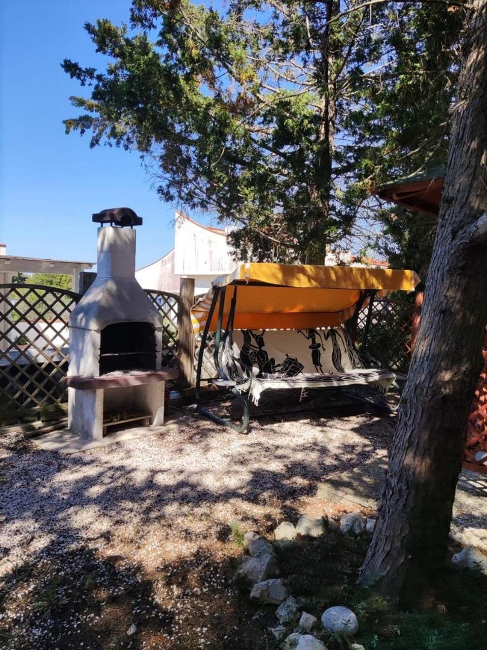 BBQ facilities, Garden