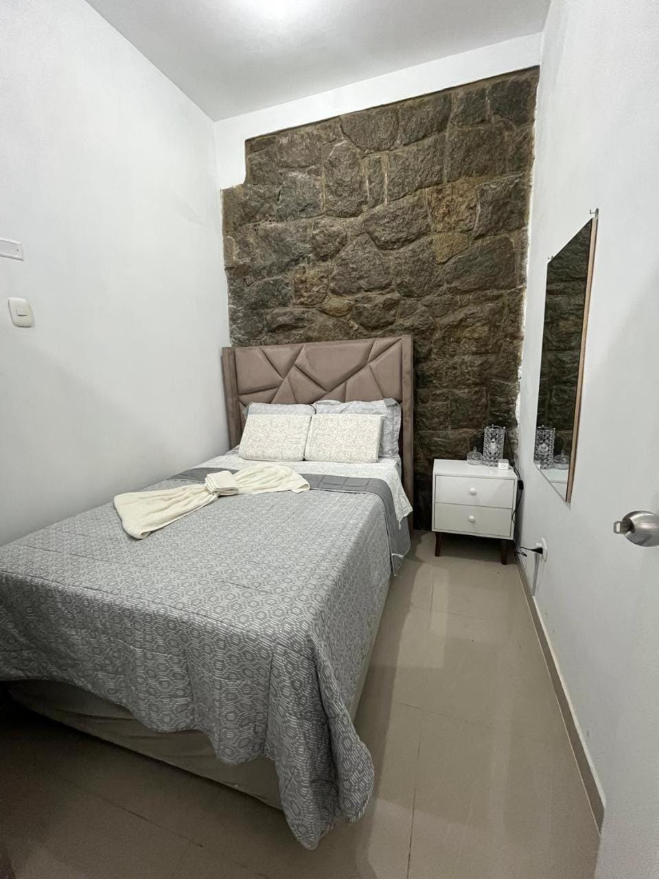 Decorative detail, Bedroom, towels