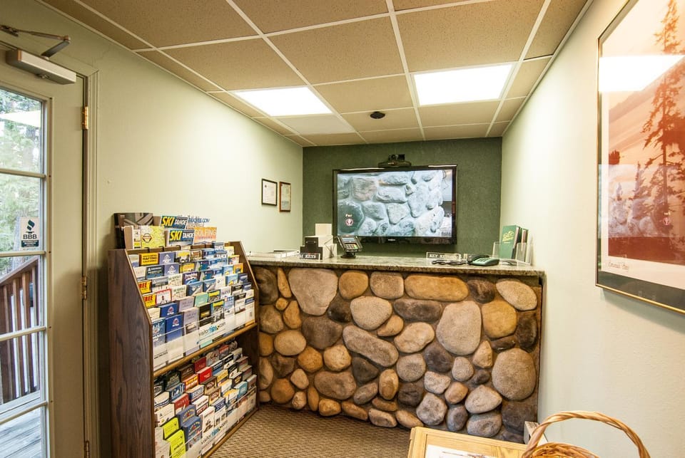 Lobby or reception, On site