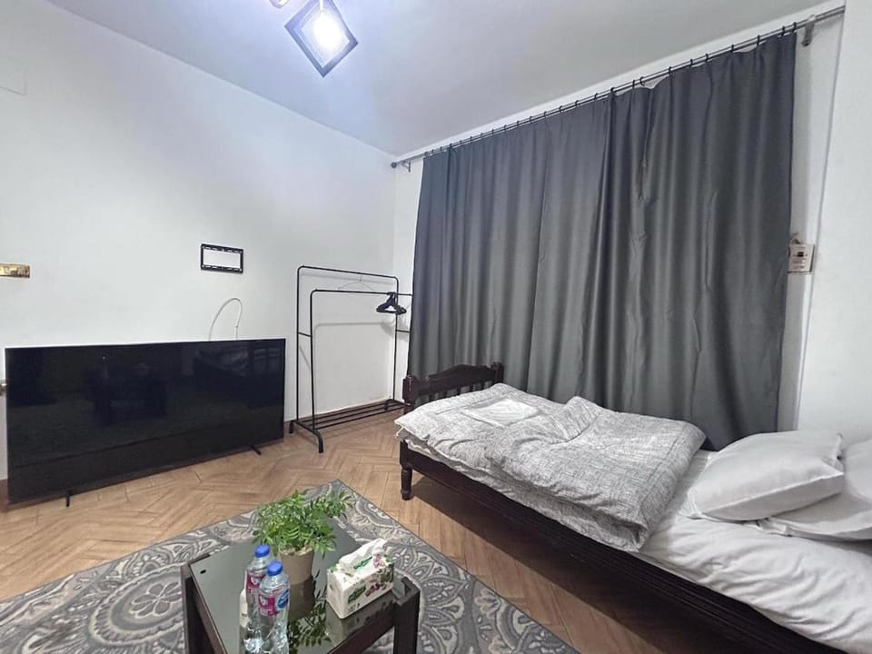 Unique Room Near To Airport, Nasr City Vacation rental in Cairo Governorate