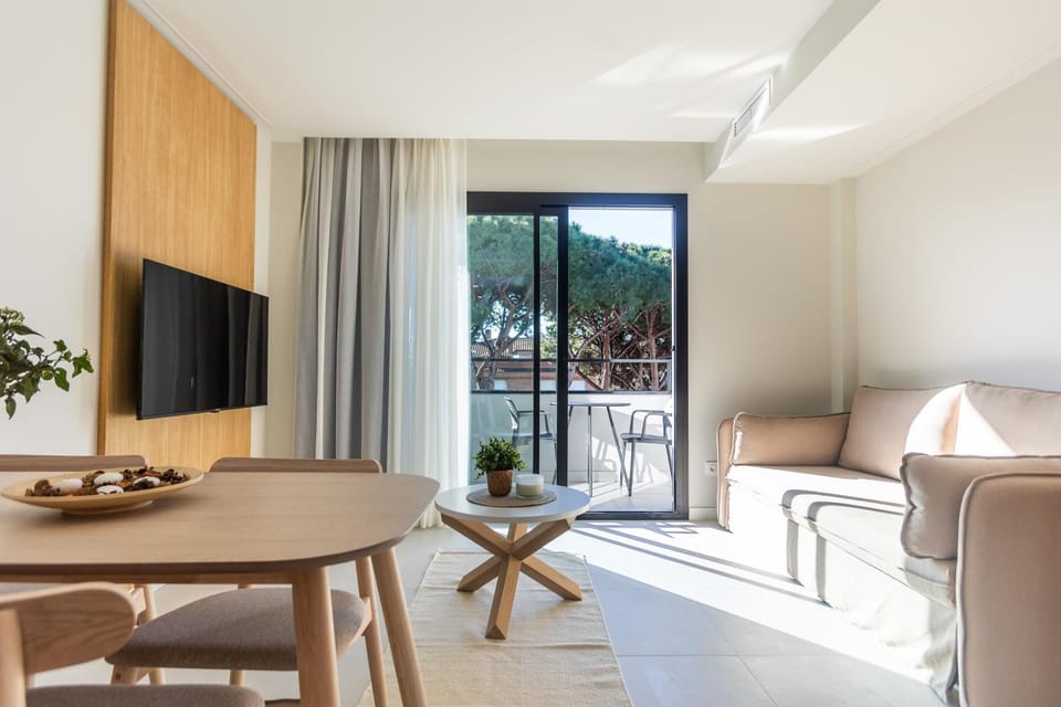 Balcony/Terrace, Living room, Dining area