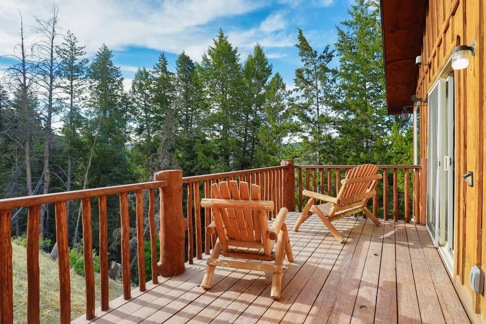 View (from property/room), Balcony/Terrace, Mountain view