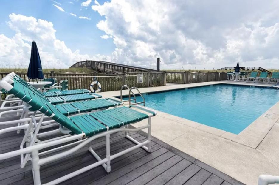 Emerald Surf 106 House in Pensacola Beach