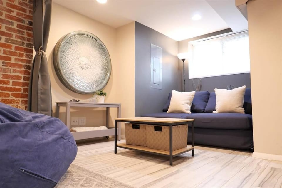 Exclusive Apt in Shaw Apartment in District of Columbia