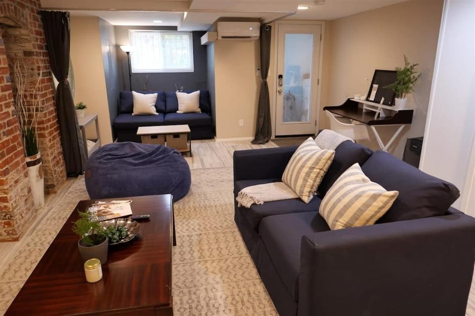 Exclusive Apt in Shaw Apartment in District of Columbia