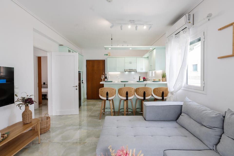 TV and multimedia, Kitchen or kitchenette, Seating area, Dining area