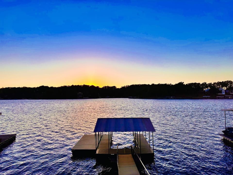 Hickory Haven Private Lakefront Home House in Village Four Seasons