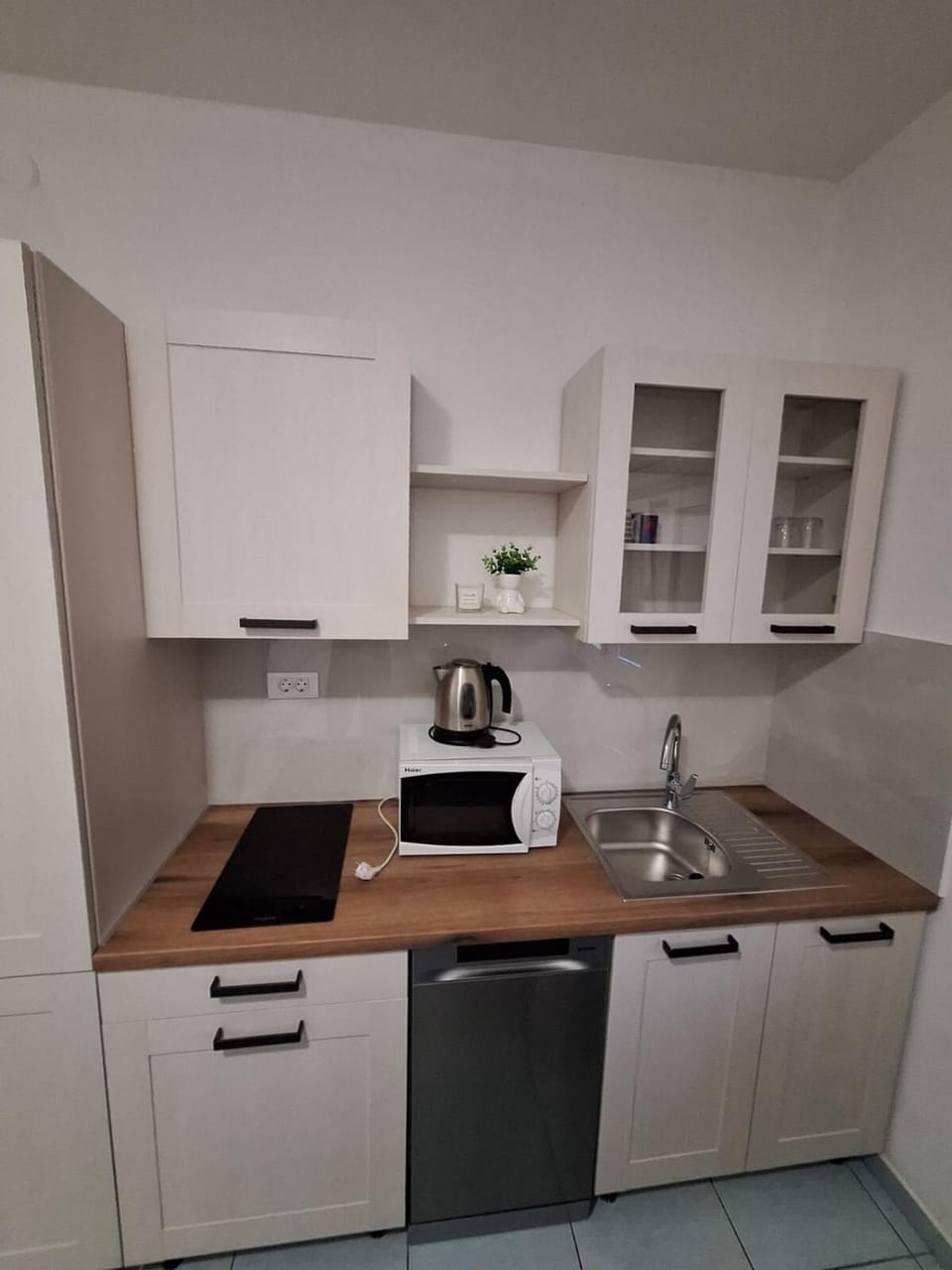 Apartman Simba terasa&parking Apartment in Tisno