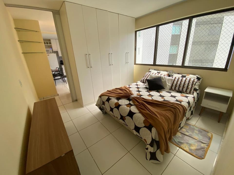 Flat mobiliado 1q em Boa Viagem - Edf Ayrton Rodrigues Apartment in Recife