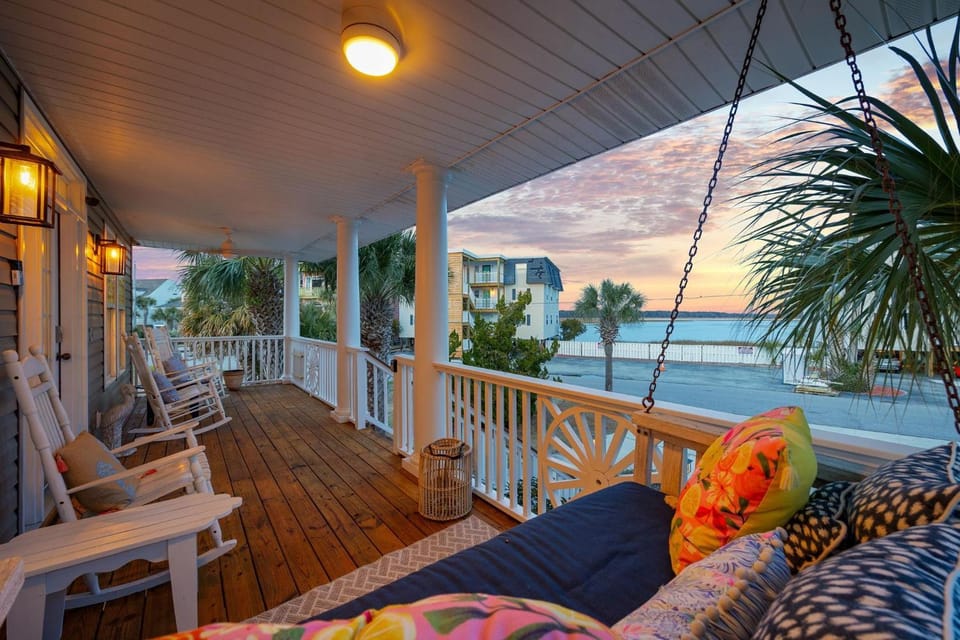 Saltwater & Sunsets House in North Myrtle Beach