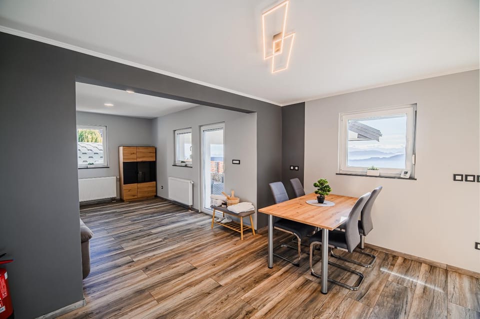 Living room, Seating area, Dining area