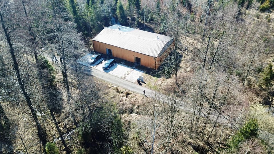 Property building, Day, Neighbourhood, Natural landscape, Bird's eye view