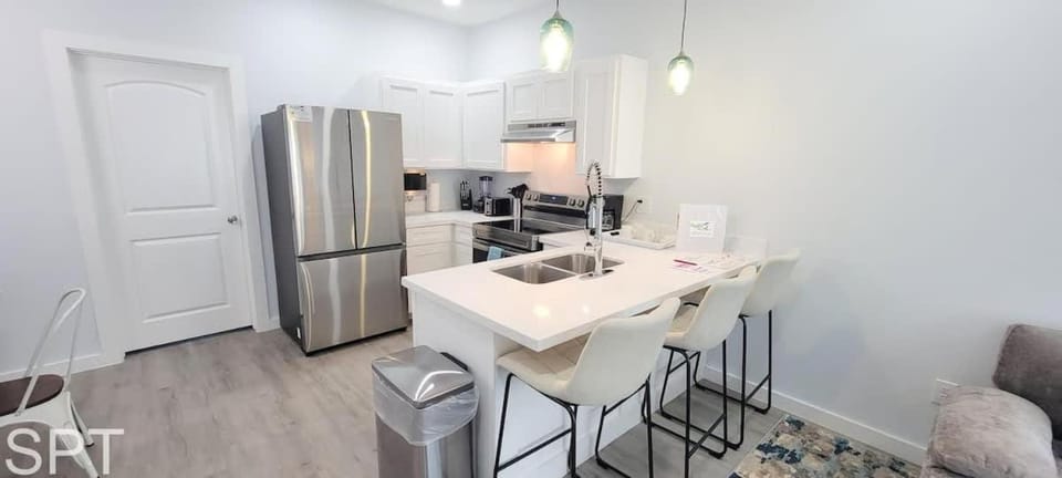 Kitchen or kitchenette, kitchen