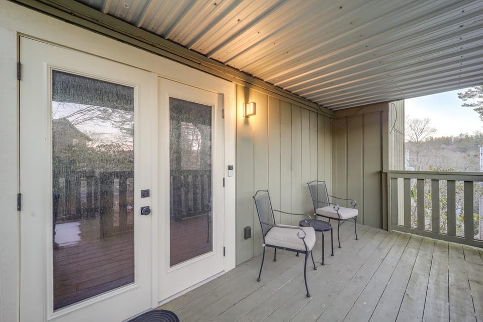 Steps to Dtwn & Fabulous Restaurants: Chic Condo House in Blowing Rock